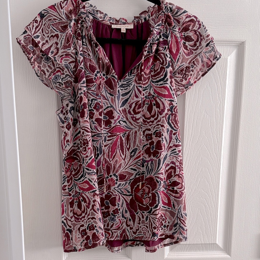 Skies Are Blue Floral Blouse size Small